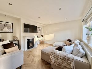 Photo 6- click for photo gallery